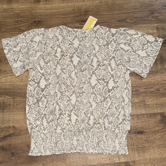 NWT!!  MICHAEL KORS Beige and Gray Snakeskin Blouse - Picture 4 of 6